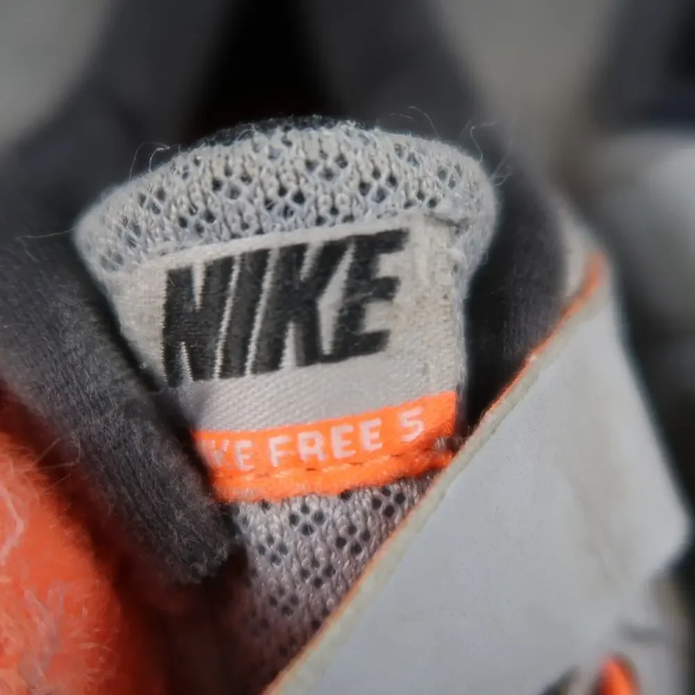 Nike Shoes Kids 10C Athletic Trainer Free 5 Sneakers Casual Easy On Grey Orange - Picture 4 of 12